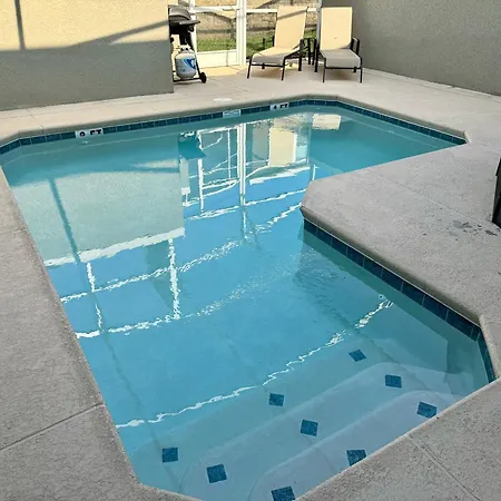 Elegant Vacation Home With Pool In Champions Gate